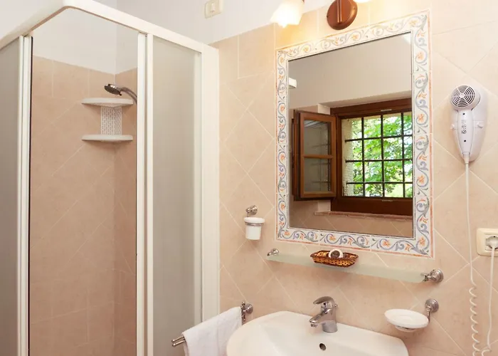 Jacopo' Mit Gemeinschaftspool By Interhome Rapale
